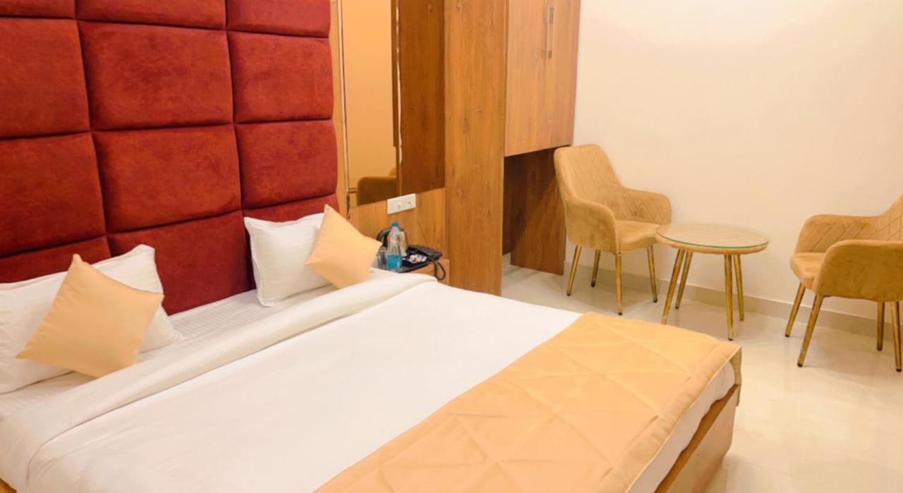 Hotel View With Garden -5 Mins Walk From Golden Temple Amritsar